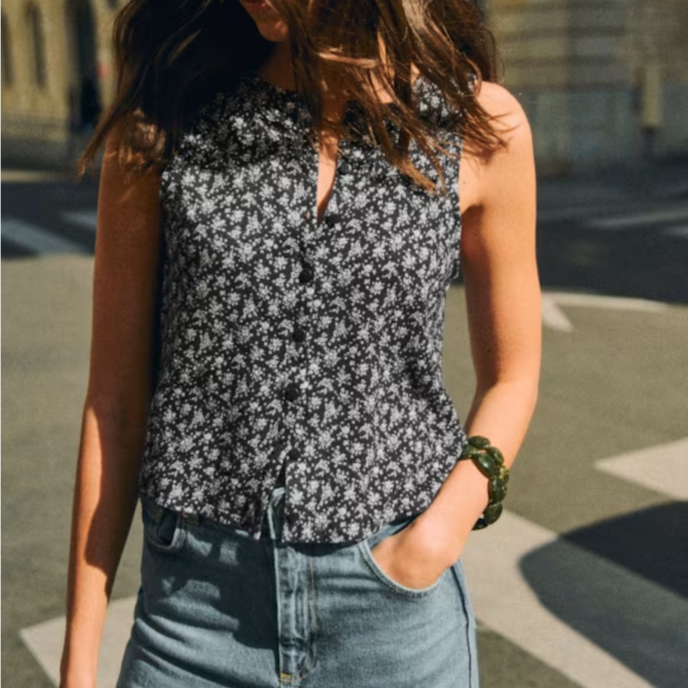 Sezane Loriane Top Blue and White Floral Button Down Size Small
